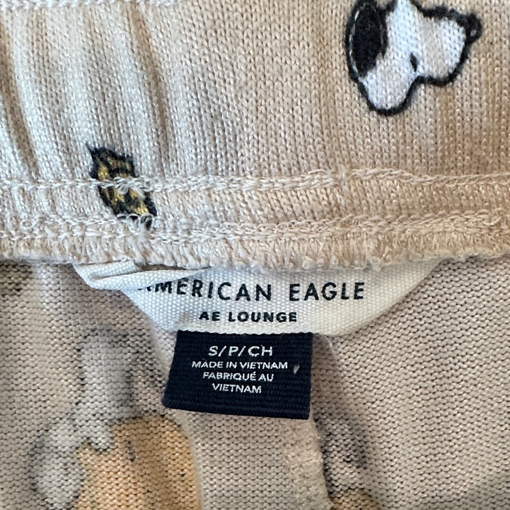 American Eagle Luxe Snoopy/Peanuts Lounge Set - Picture 7 of 7